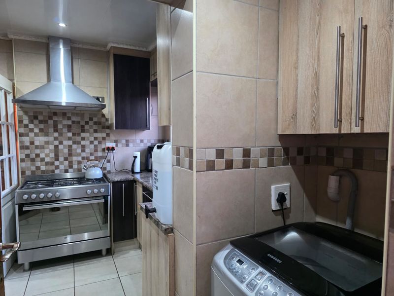 3 Bedroom house to rent in Randlespark - Photo 2
