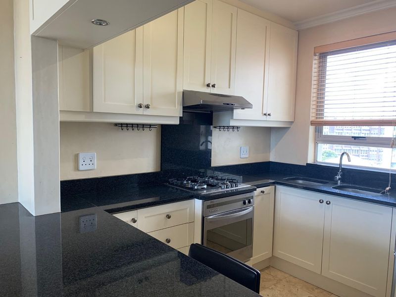 1 Bedroom Apartment in Wynberg Upper - Photo 6