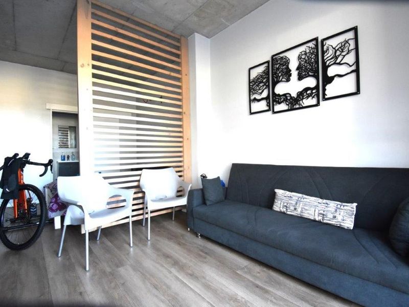 Studio Apartment For Sale in Thornton - Photo 5