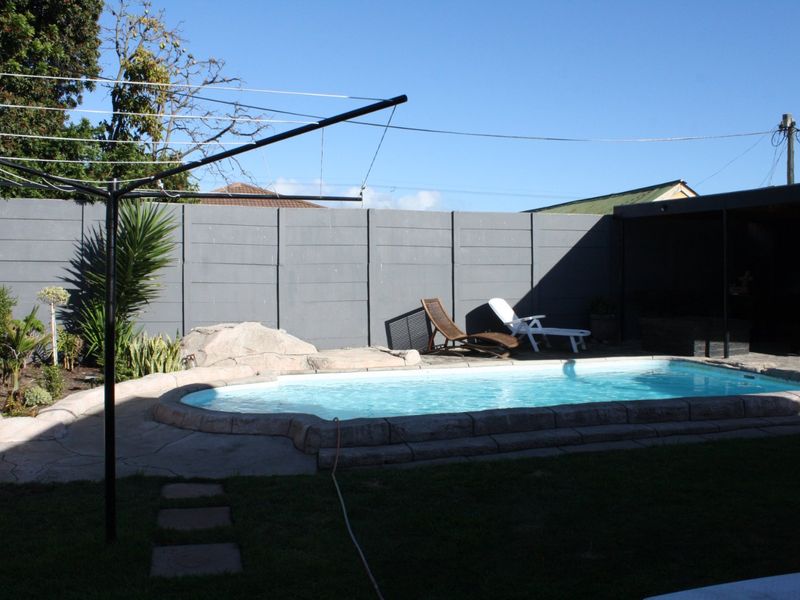 3 Bedroom House for Sale in Townsend Estate - Photo 5