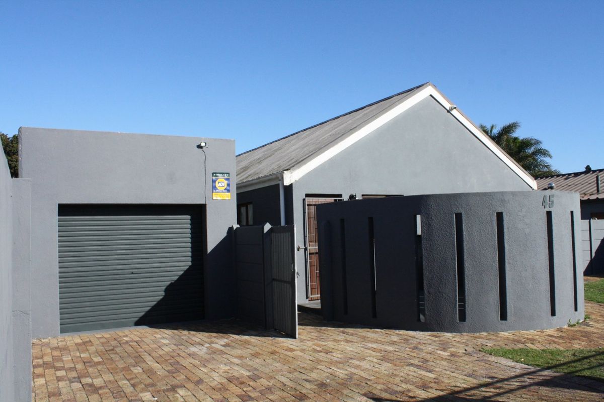 3 Bedroom House for Sale in Townsend Estate - Photo 2
