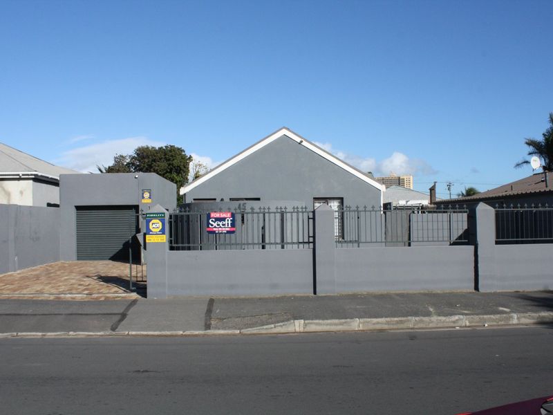 3 Bedroom House for Sale in Townsend Estate - Photo 1