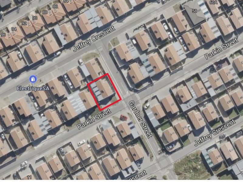 Corner Plot Opportunity in Family-Friendly Silwood Heights – Be Quick! - Photo 3
