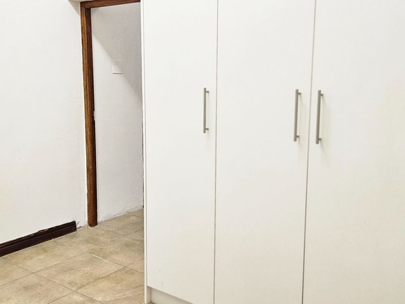 Spacious 1-Bedroom Cottage – Fibre Included!!! - Photo 7