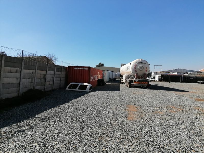 3000 SQUARE METERS INDUSTRIAL BUSINESS PROPERTY FOR RENTAL - Photo 4