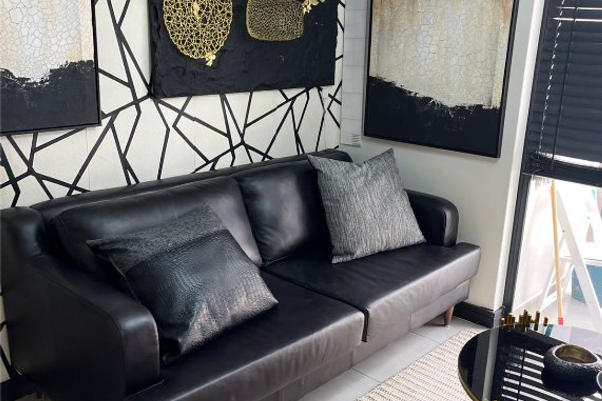 FULLY FURNISHED ONE BEDROOM APARTMENT IN KIKUYU LIFESTYLE ESTATE - Photo 3