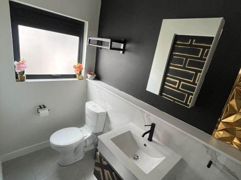 FULLY FURNISHED ONE BEDROOM APARTMENT IN KIKUYU LIFESTYLE ESTATE - Photo 7