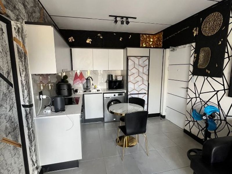 FULLY FURNISHED ONE BEDROOM APARTMENT IN KIKUYU LIFESTYLE ESTATE - Photo 6