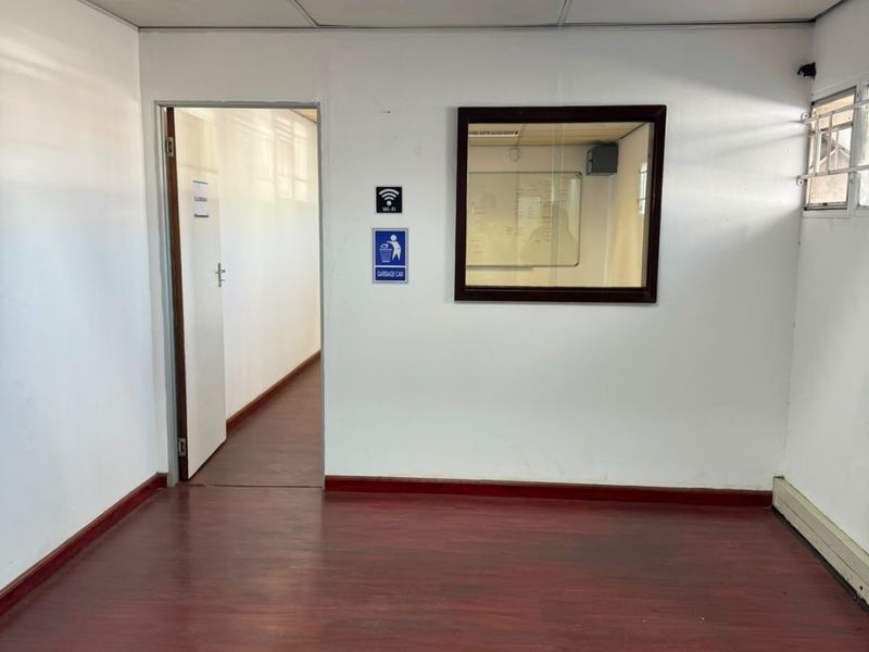 PRIME COMMERCIAL OFFICE SPACE AVAILABLE - Photo 4