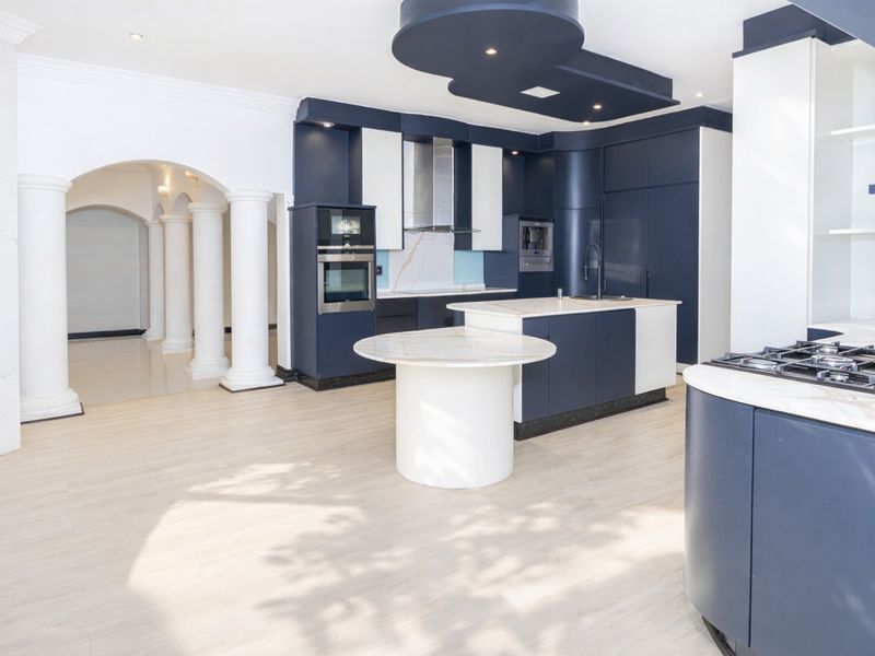Stunning Family House for Rental - Photo 10