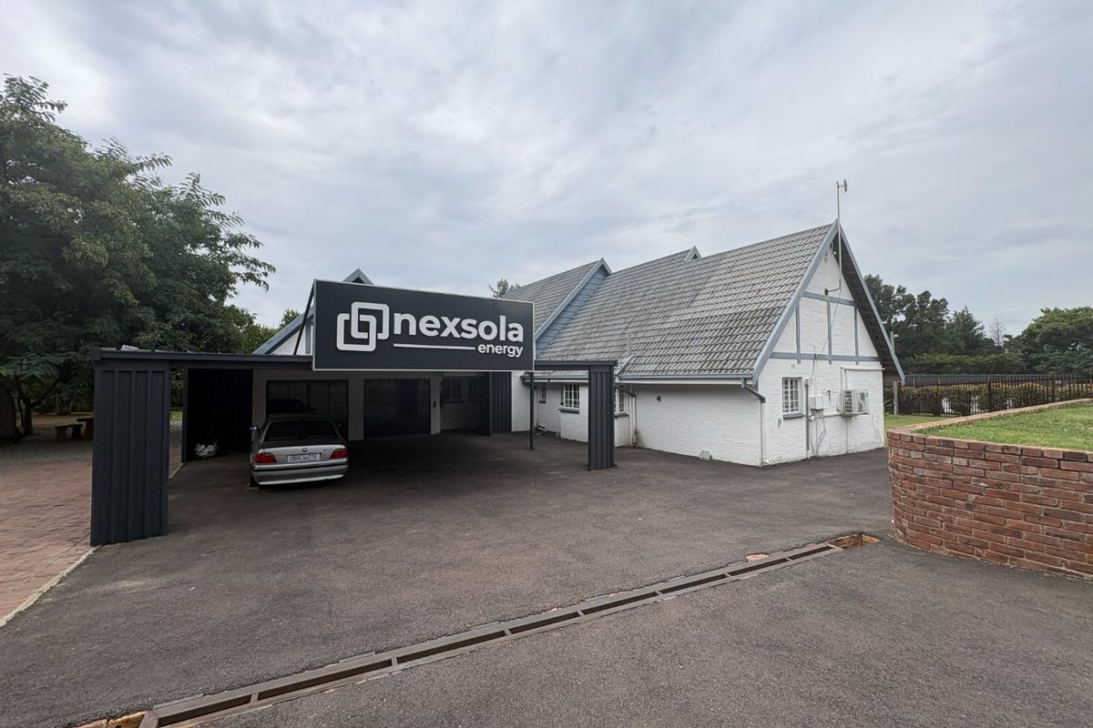 Investment potential in Crowthorne AH  - Photo 3