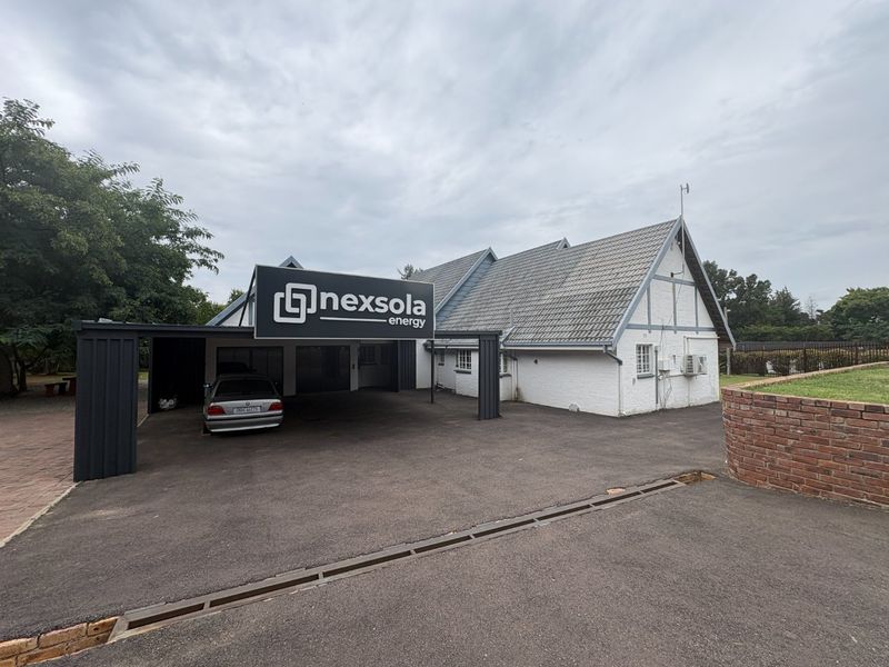 Investment potential in Crowthorne AH  - Photo 3