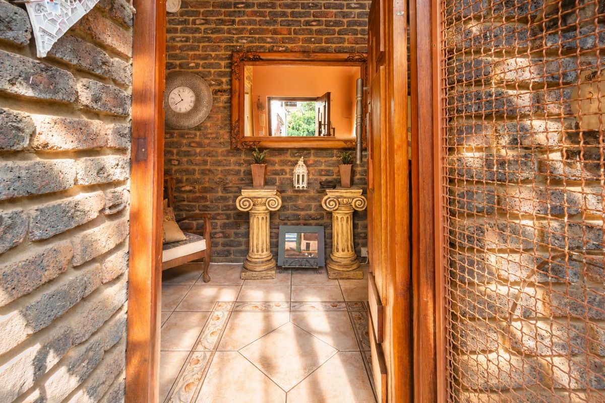 The property that offers more than comfort and style. - Photo 5