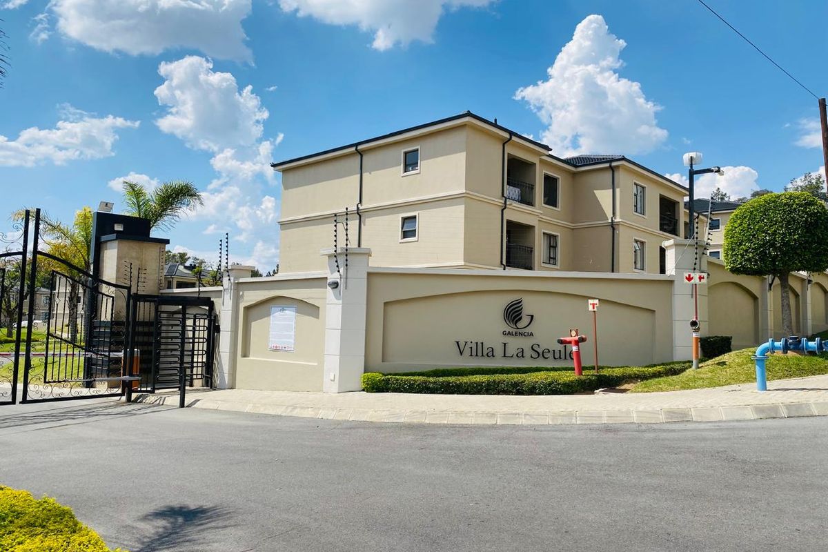 EXQUISITE AND SPACIOUS 3 BEDROOMS  2 BATHROOMS CLUSTER HOME , IN CARLSWALD MIDRAND FOR SALE - Photo 2