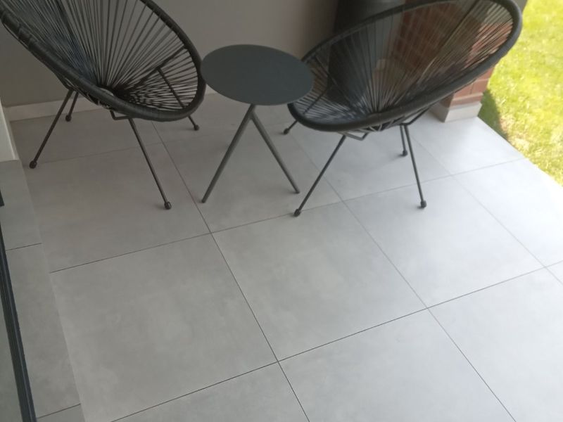 3 Bedroom Apartment / Flat for Sale in Noordhang - Photo 10