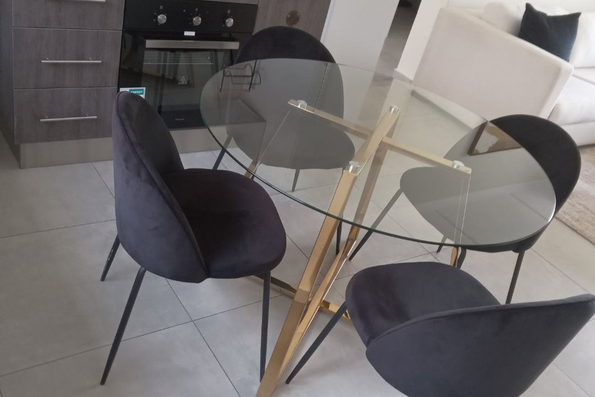 3 Bedroom Apartment / Flat for Sale in Noordhang - Photo 4