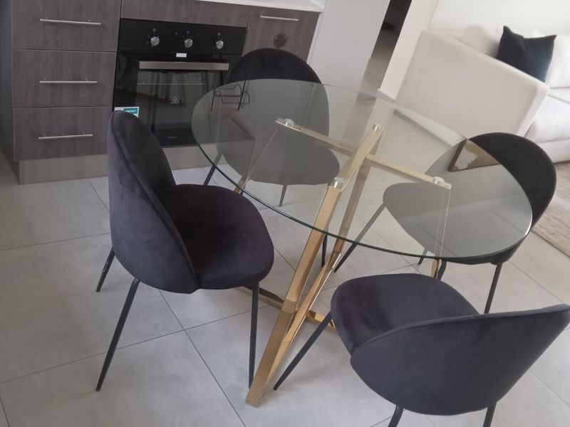 3 Bedroom Apartment / Flat for Sale in Noordhang - Photo 4