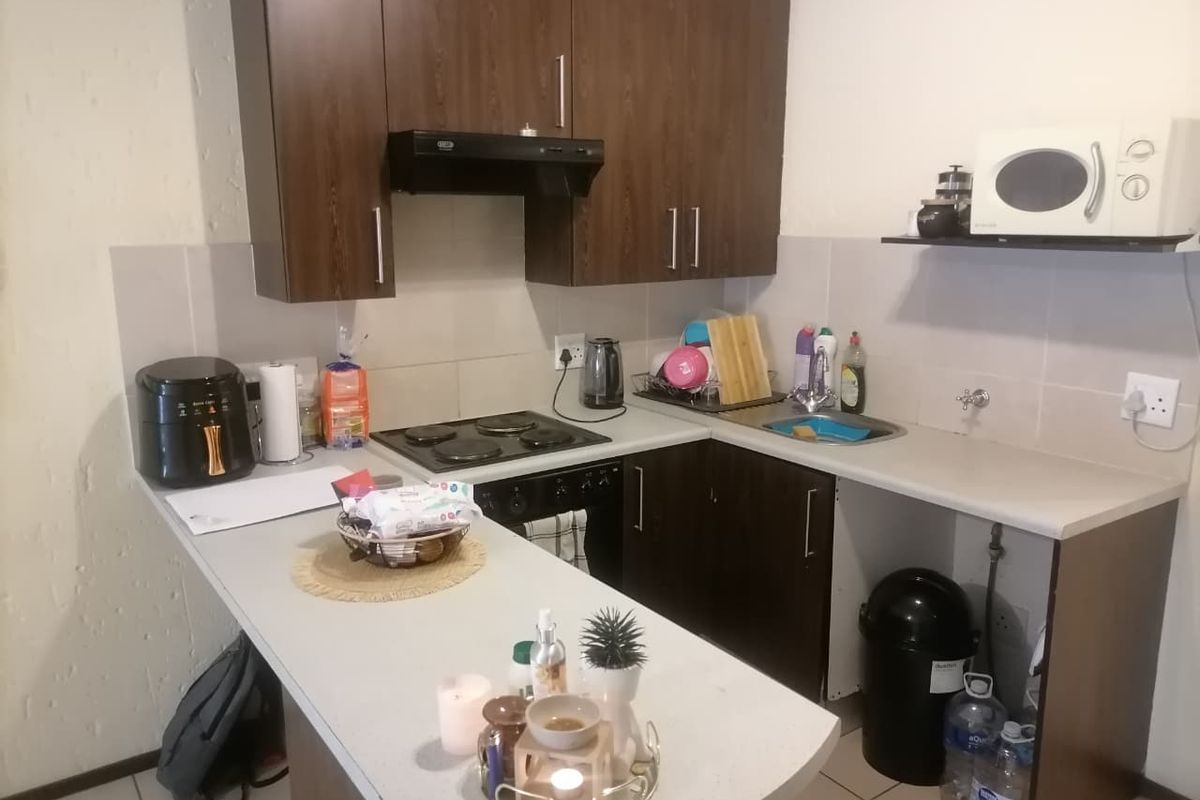 studio apartment for sale Lonehill  - Photo 4