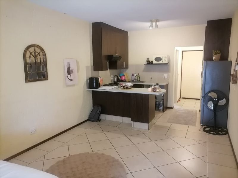 studio apartment for sale Lonehill  - Photo 1