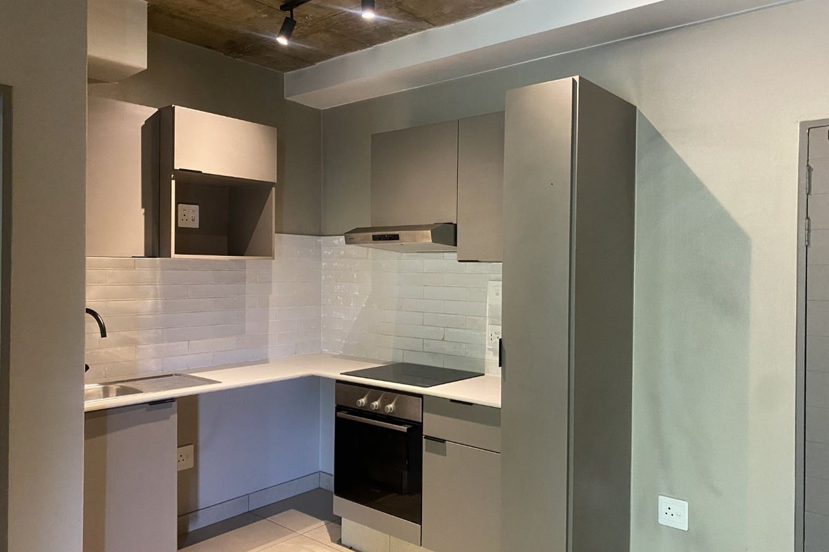 Stylish apartment at BlackBrick in St Andrews with communal perks,  modern and spacious 140 square meter with a large covered balcony. - Photo 3