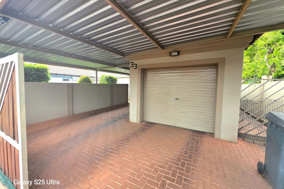 3 Bedroom Townhouse in the beautiful Tower Fluit Complex in Montana - Photo 3