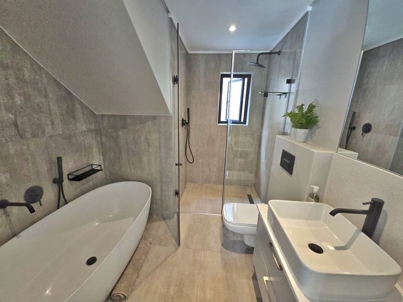 Rare Opportunity: Secure Lock-Up-and-Go in Prime Village Position - Photo 9