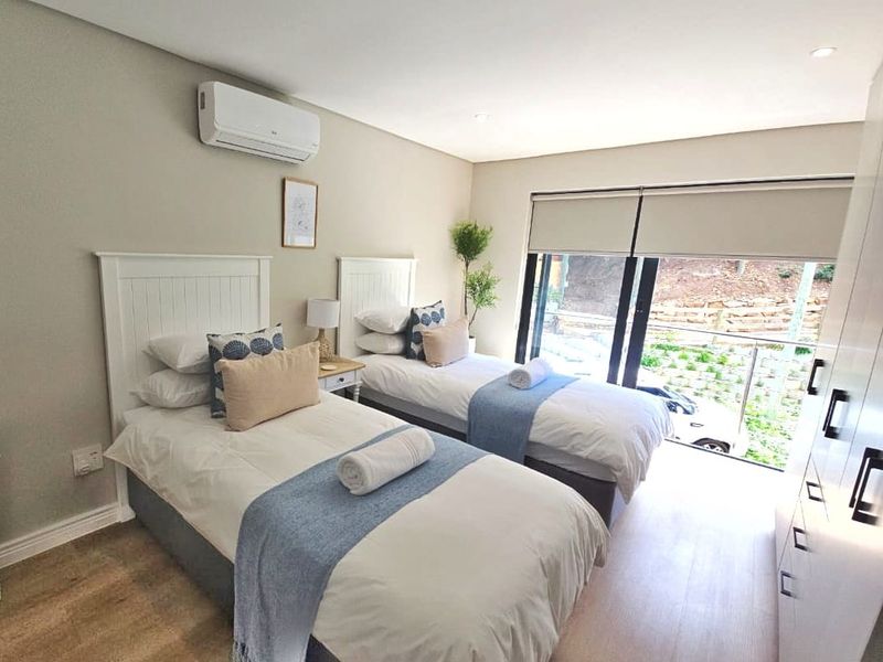 Rare Opportunity: Secure Lock-Up-and-Go in Prime Village Position - Photo 8