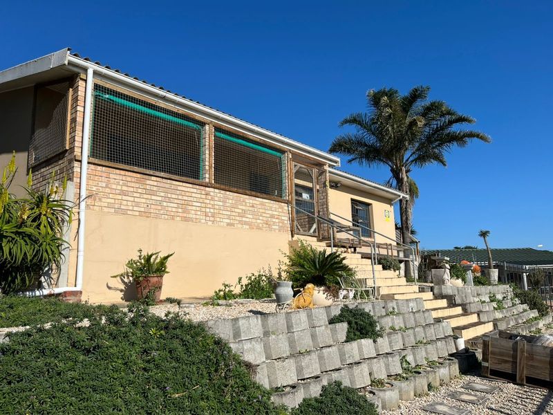 Family Home for Sale with Views - Heuwelkruin, Despatch - Photo 1