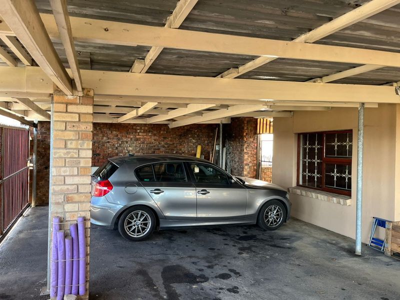 Family Home for Sale with Views - Heuwelkruin, Despatch - Photo 9