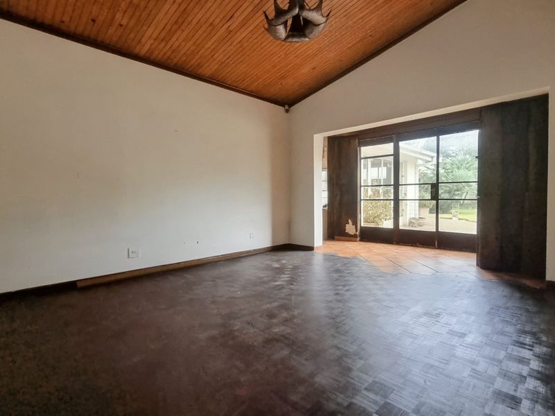 Spacious 3-Bedroom Home with 2-Bedroom Flat and Large Garden - Photo 7