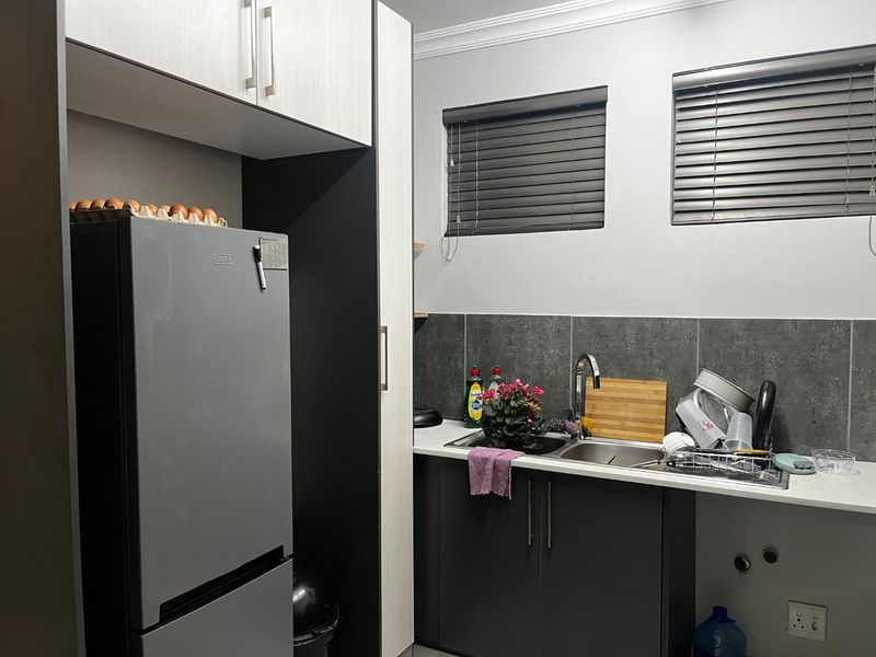 MODERN 2 BEDROOM APARTMENT TO LET IN ZALAMIA COMPLEX - Photo 4