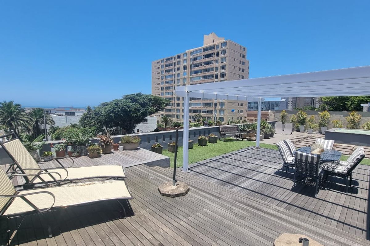 To rent Umhlanga, executive, fully furnished 3 bedroom beachfront apartment. - Photo 3