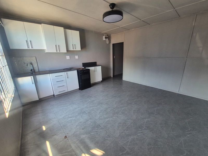 Neat 1-Bedroom Granny Cottage to Let – Merewent, Navy R4500pm - Photo 5
