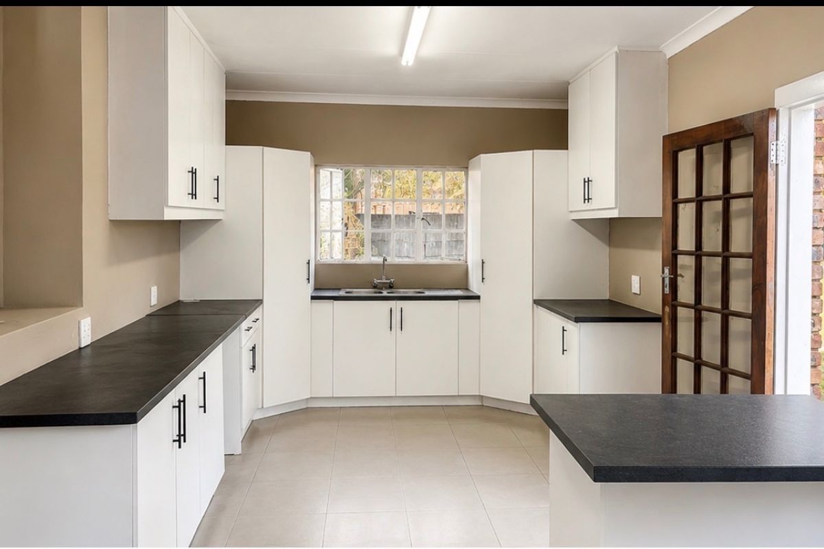 TO RENT – Spacious Newly Renovated Family Home  Looking for the perfect home for your family? This is it!   This beautiful newly renovated 3-bedroom house is situated on a peaceful, secure plot and offers all the space and comfort you’ve been looking for.  Features: 3 Spacious Bedrooms 2 Modern Bathrooms Beautiful open-plan living areas Newly renovated throughout Pet-friendly ?? Plenty of parking space Lockable outside storage/workshop – perfect for tools and equipment ?? Safe and secure country living  Perfect for a large family looking for a peaceful lifestyle with plenty of room for everyone.  Don’t miss out! Contact me today to arrange a viewing.  Space, comfort, security, and a place you’ll be proud to call home - Photo 3