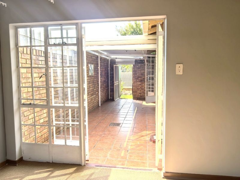 1 Bedroom Simplex in Retirement Village - Photo 3