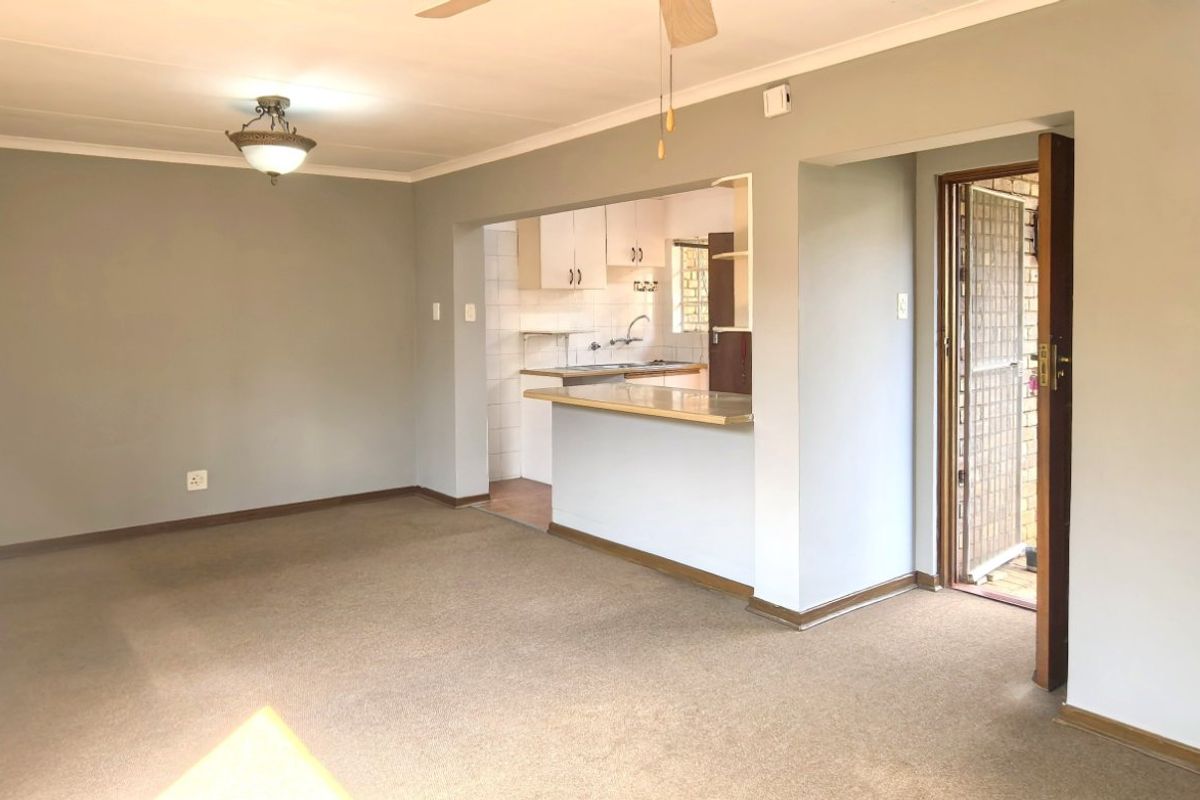 1 Bedroom Simplex in Retirement Village - Photo 2