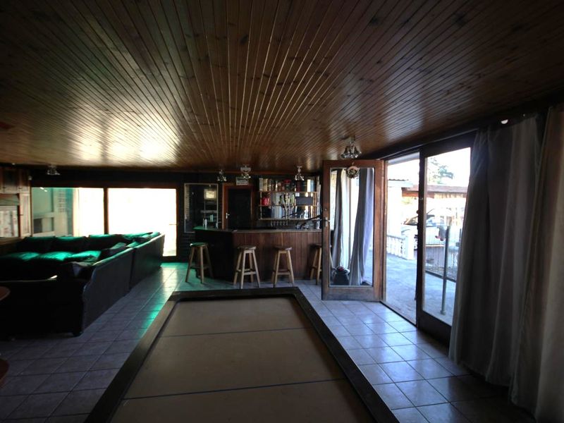 3 bedroom house in Kuilsriver - Photo 5
