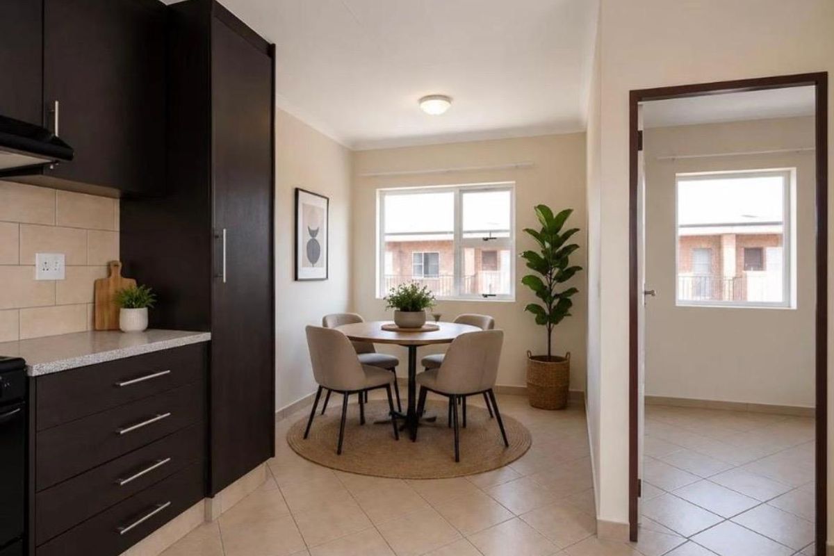 Modern 1-Bedroom Apartments for Only R320 000 – All Costs Included! - Photo 5