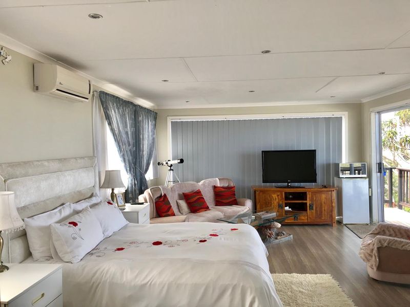Beautiful well maintained  Home - Photo 4