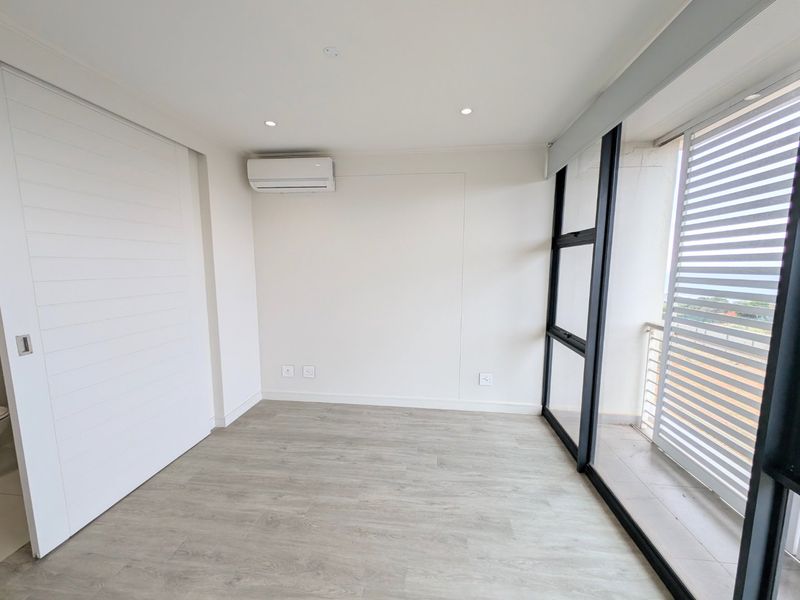 Shoreline - Sibaya - Secure estate living for the over 50's -  stunning 2 bedroom, 2 bathroom apartment with lovely seaviews - ready for occupation - Photo 5