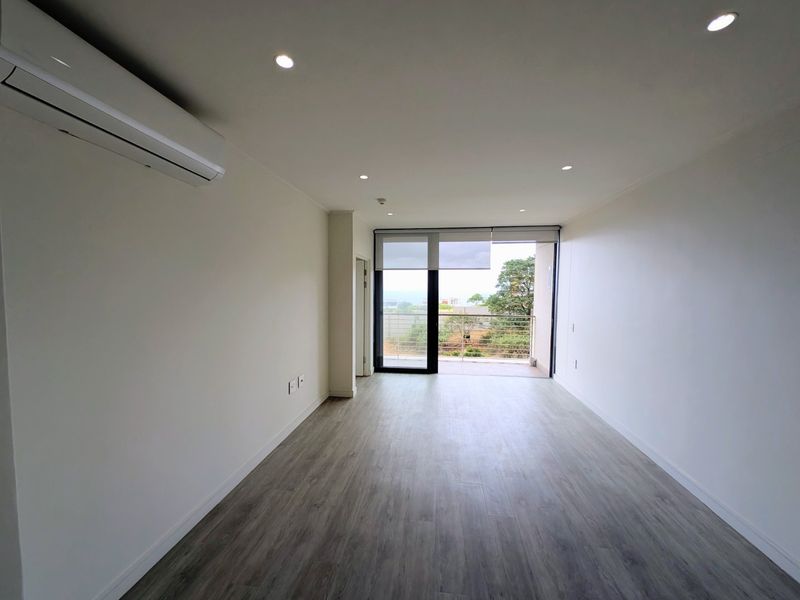 Shoreline - Sibaya - Secure estate living for the over 50's -  stunning 2 bedroom, 2 bathroom apartment with lovely seaviews - ready for occupation - Photo 6
