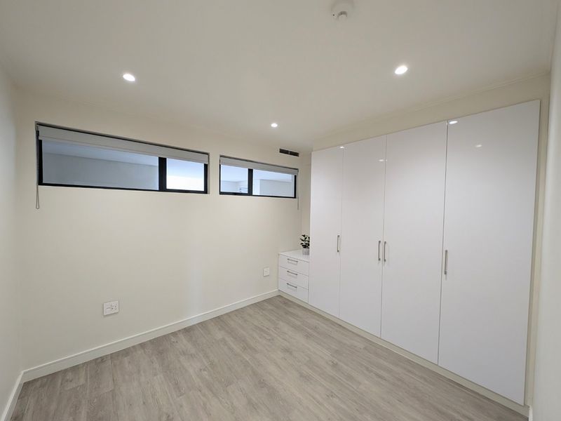 Shoreline - Sibaya - Secure estate living for the over 50's -  stunning 2 bedroom, 2 bathroom apartment with lovely seaviews - ready for occupation - Photo 7
