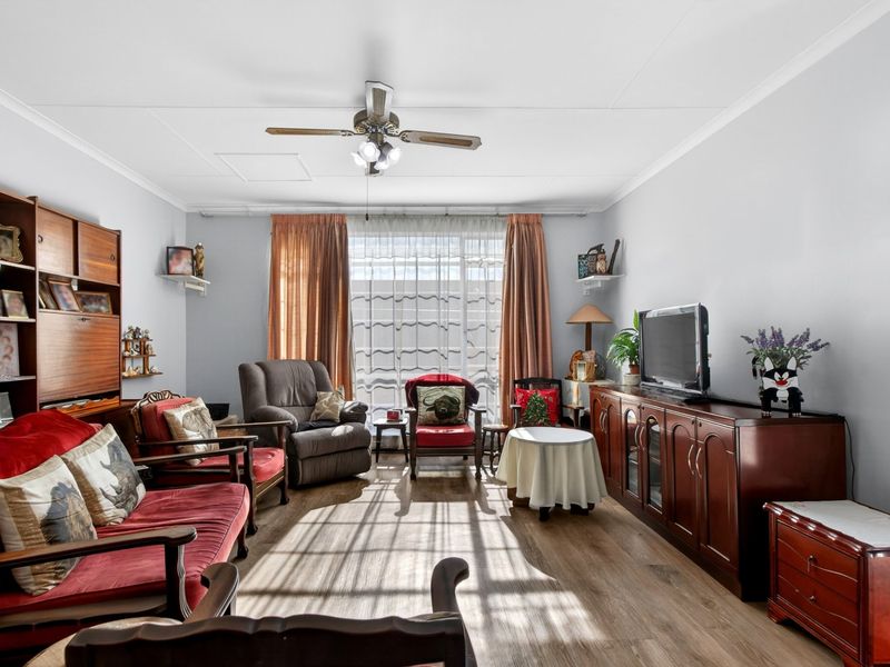 Spacious Randpark Ridge Duplex With Solar, Jacuzzi And Entertainment Appeal - Photo 6