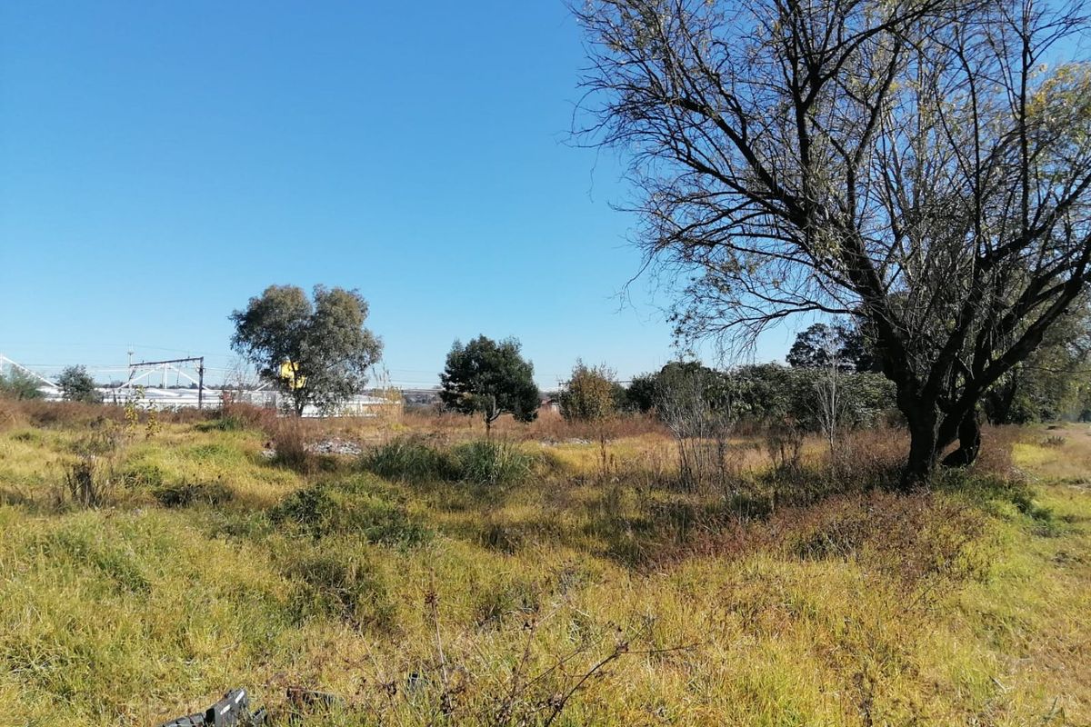 2000 SQUARE METERS MIXED USED REZONED VACANT LAND BUSINESS PROPERTY FOR RENTAL - Photo 5