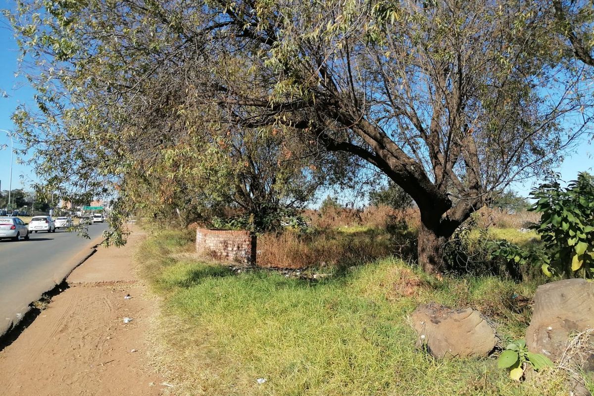 10000 SQUARE METERS MIXED USED REZONED VACANT LAND BUSINESS PROPERTY FOR RENTAL - Photo 2