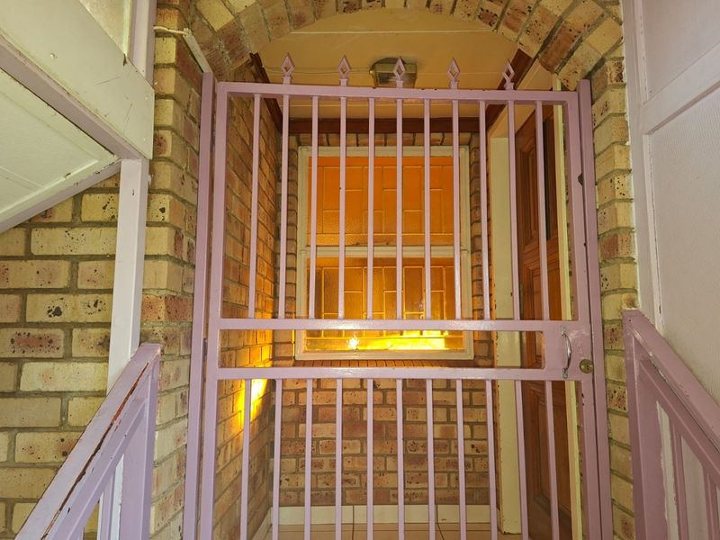 Charming Flamwood flat with fibre and secure parking - Photo 4