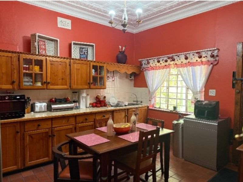 3 BED HOME IN KENSINGTON - PRICED TO SELL- NO TRANSFER DUTY - Photo 6