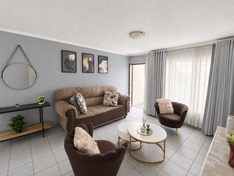 Secure Marais Steyn Park flat with views! - Photo 5