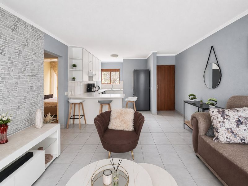 Secure Marais Steyn Park flat with views! - Photo 4