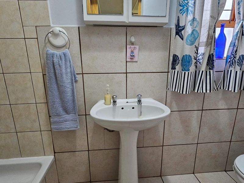 INCOME-GENERATING PROPERTY WITH MULTIPLE RENTAL OPPORTUNITIES! - Photo 10